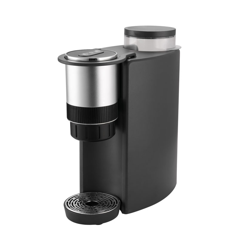 Pembuat Kopi dengan Pengisar